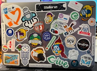 Michelle Frechette's laptop with misc WordPress and Wapuu decals